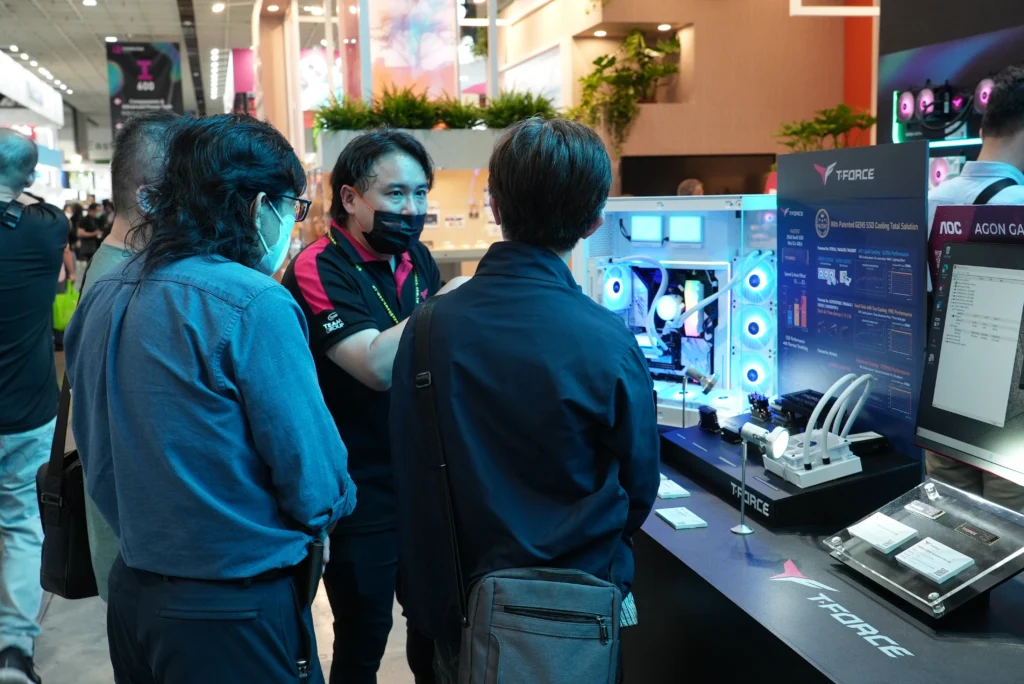 Teamgroup-carousell04