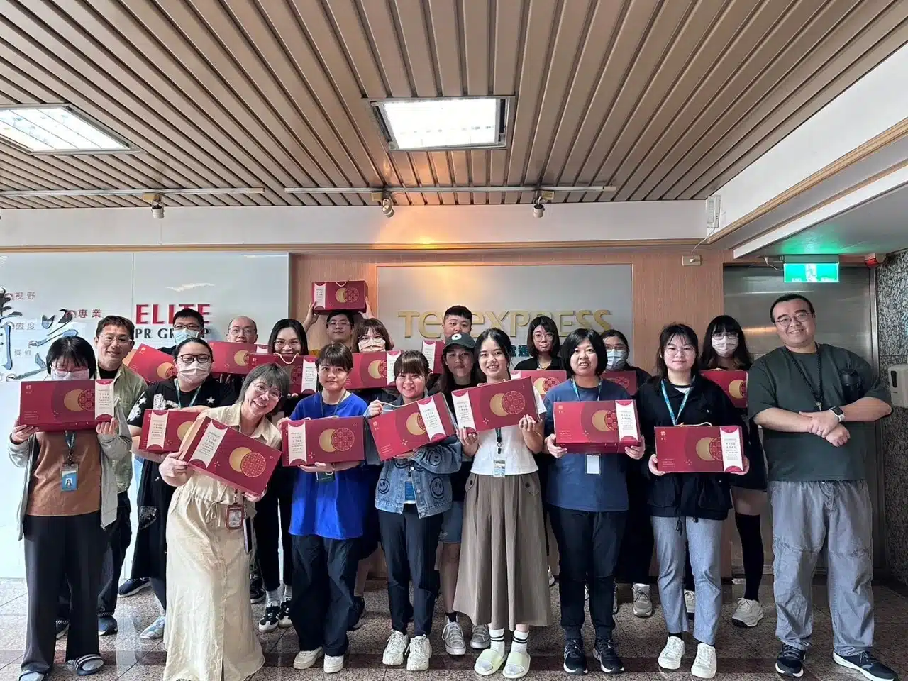 [台北福委] 實心韻月雙蛋捲與您一起過中秋